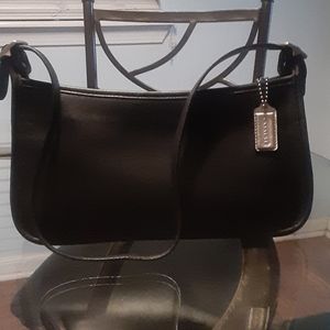 Vntg Blk Coach #B9C 9071